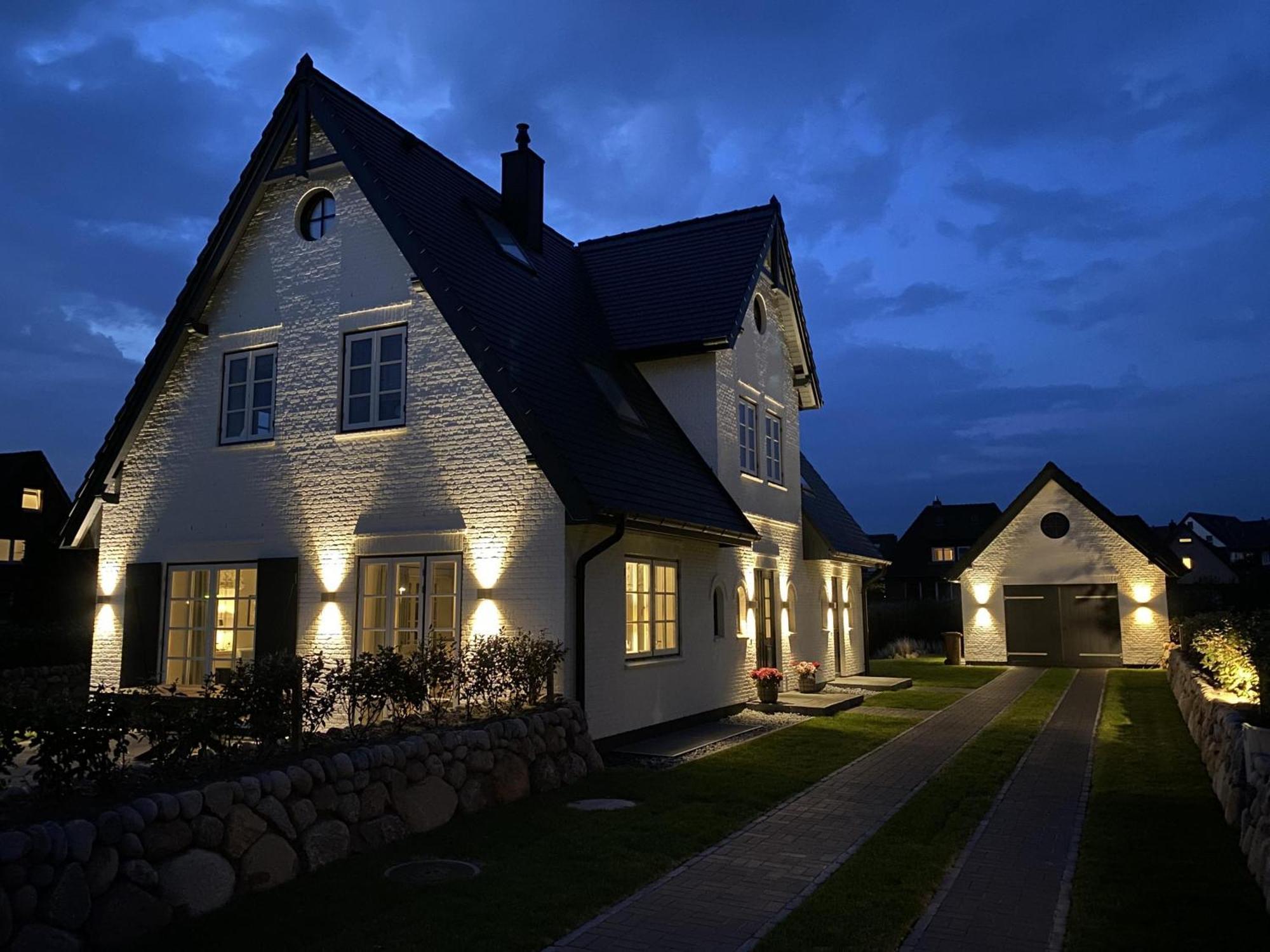 Neu! Ferienhaus Litj Horsa Hoog - Luxus, Lage, Leichtigkeit Mit Wellenrauschen In Wenningstedt Sylt Exterior foto